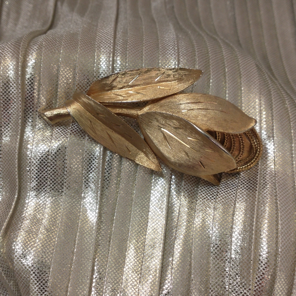 Rare Vintage Kramer brooch